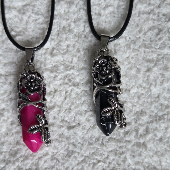 Elegant Gemstone Silver Wrapped Pendant Necklace - Picture 5 of 5